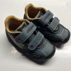 GEOX toddler boys shoe - size 8